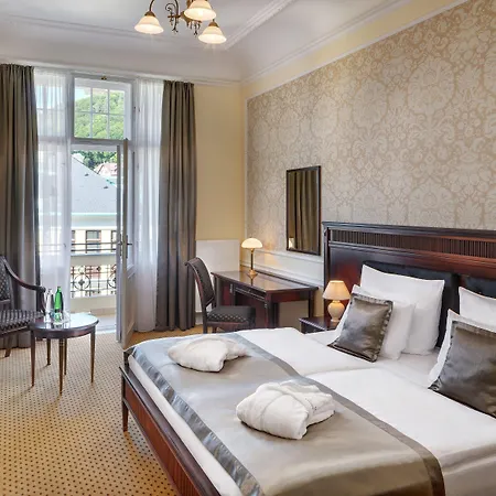 Luxury Olympic Palace KLV