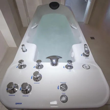 Luxury Olympic Palace Otel