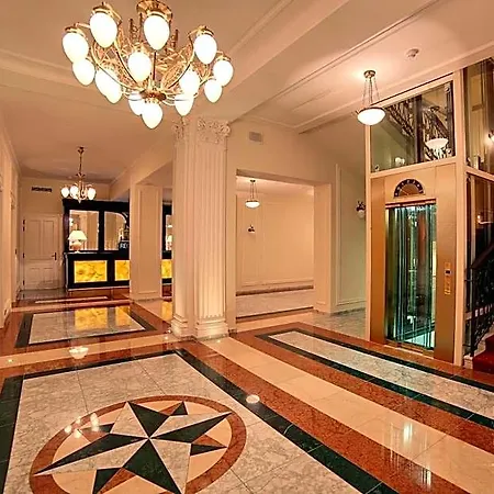 Luxury Olympic Palace Ξενοδοχείο Κάρλοβι Βάρι