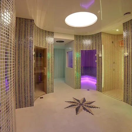 호텔 Luxury Olympic Palace 5*