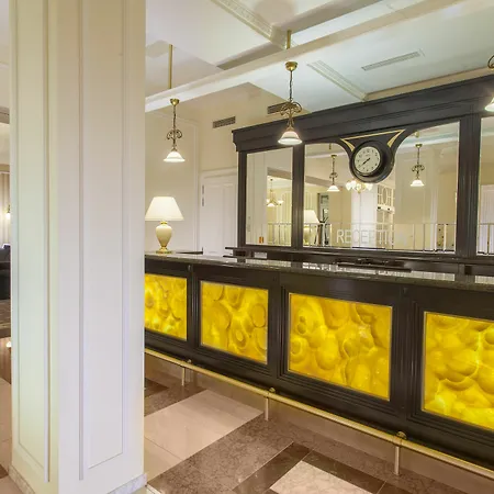 Luxury Olympic Palace 호텔 카를로비바리
